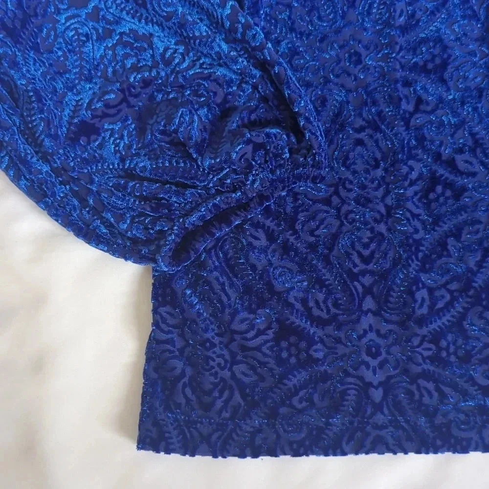 NWT LOFT Mosaic Cozy Velour Top, Cinderella Blue Size M